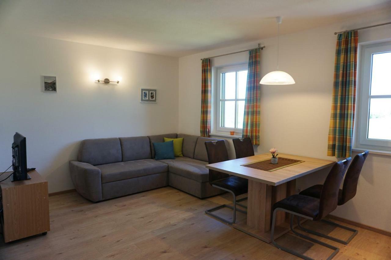 Ferienwohnung Hausleitner Zell am Moos Eksteriør billede